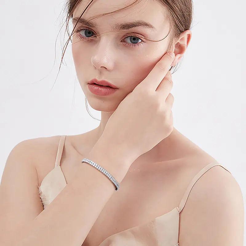 Joyas de plata refinada para moda femenina